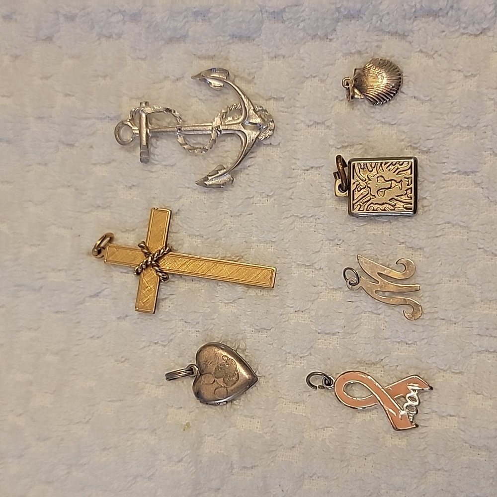 Set of 7 Pendents